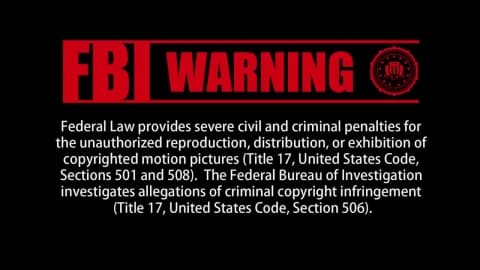 Cosplay japonaise coquine reçoit une creampie qui coule de sa chatte poilue