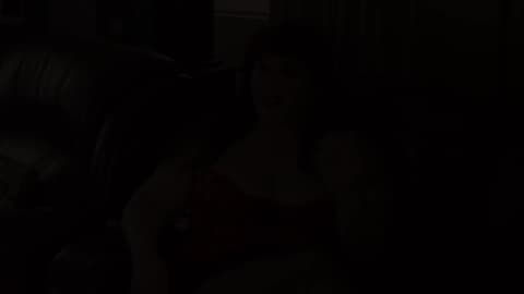 Cette grosse Salope est juste ce dont le vieux avait besoin