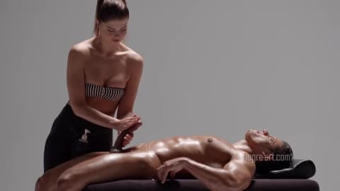Massage intensif et ludique du pénis