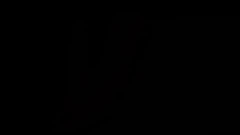 La petite bite du mec plait à cette asiate