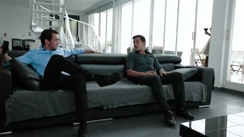 Clea Gaultier se tape deux mecs lors d&rsquo;un threesome