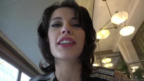 Nikita Bellucci profitent de leur temps ensemble