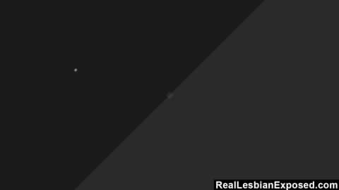 Une mature gros seins et sa copine gouine