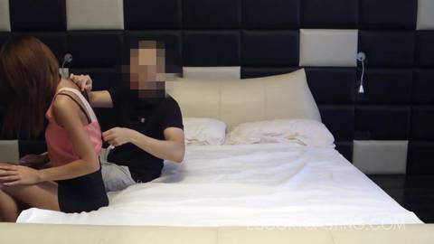 Un Legalporno avec une escortgirl bien sexy