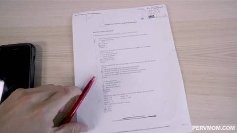 La belle-mère Lexi Luna fait une pov blowjob