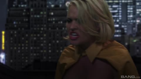 La fête du sexe se termine par un gangbang