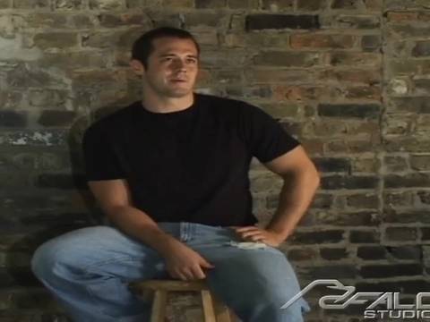 Jeune mec fait son premier porno gay francais