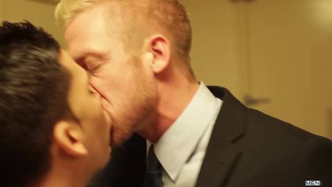 Ne manquez pas le meilleur des vidéos porno gay