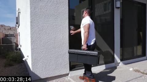 Porno érotique avec la grosse bite de Johnny