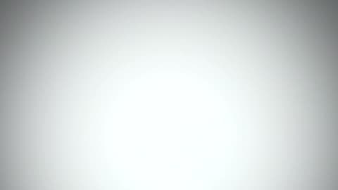 Sara Jay a ses gros nichons pleins d&rsquo;huile