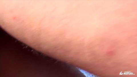 Perfect Girls italienne baise en randonnée