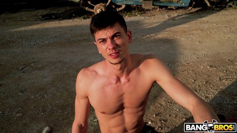 Brune au gros cul en lingerie sexy baise pour Sexe Tag