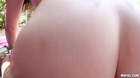 Daisy Owens en reverse cowboy in beeg porno