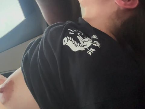 Sextape amateurs de fille suçant bite noire