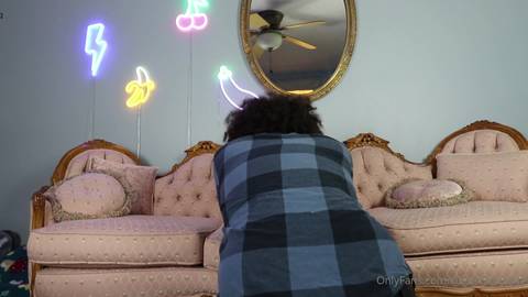 Salope a développé un goût pour amateur sexe