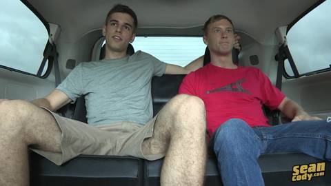 Jess et Brent bareback gay teen porn