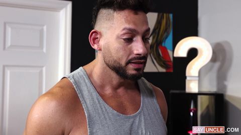 Garçon gaymec aime grosse bite de son père