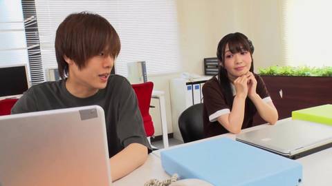 Hana Aoyama reçoit une creampie par son collègue au bureau